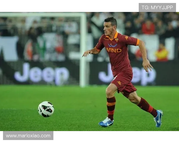 罗马阵容深度问题显现,赛季稳定性面临考验 罗马阵容深度问题显现,赛季稳定性面临考验